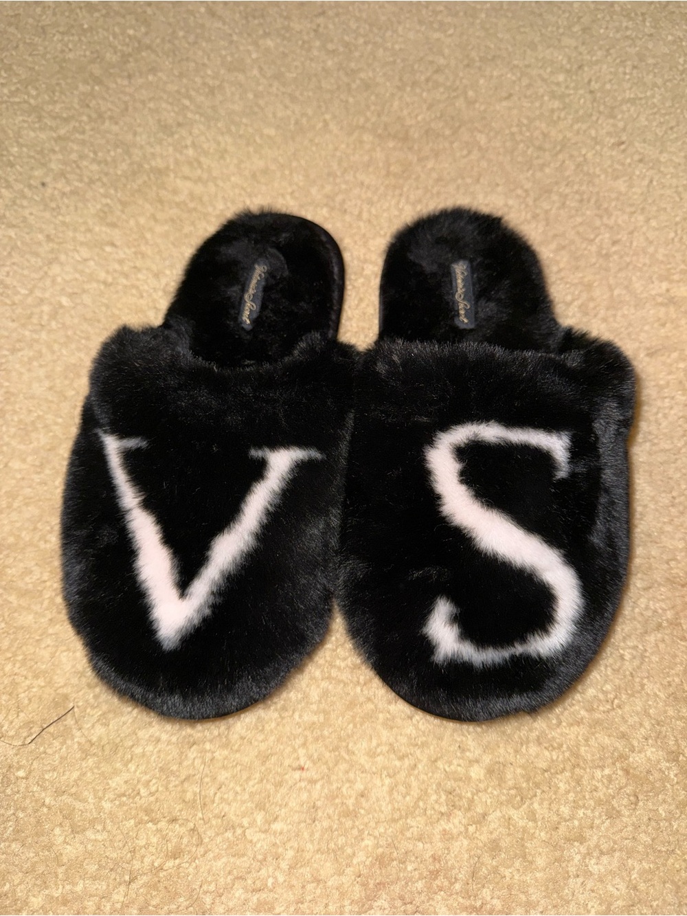 Victoria’s Secret Black Fuzzy Slippers